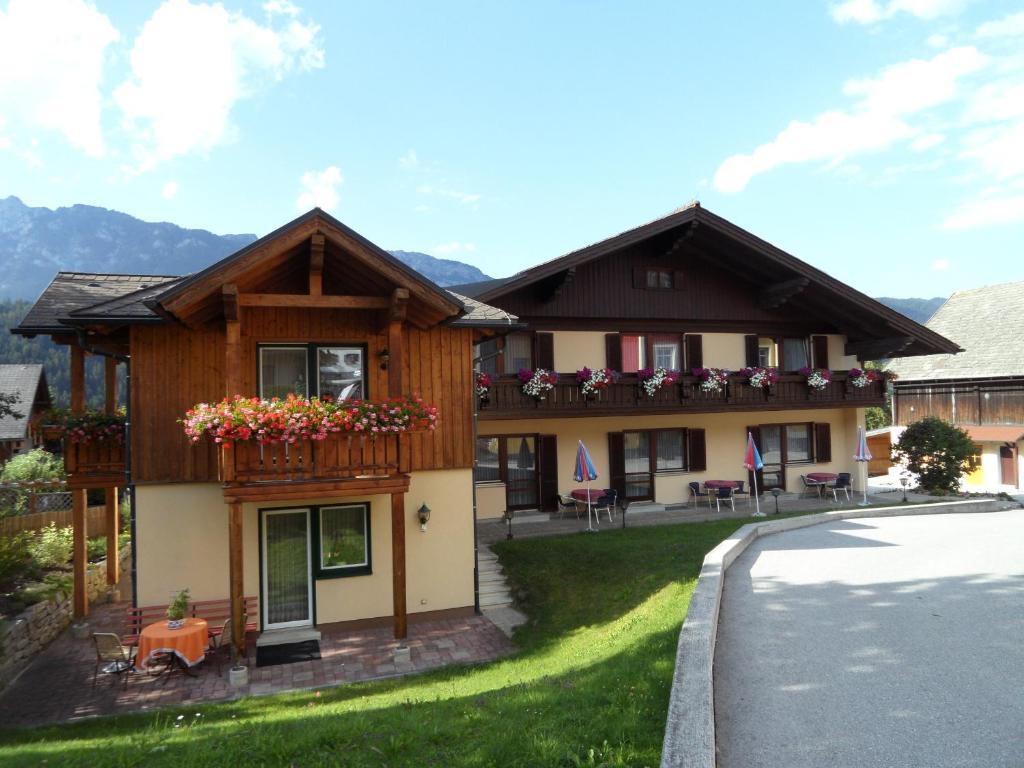 Hotel Gasthof Stenitzer 恩斯塔尔豪斯 外观 照片